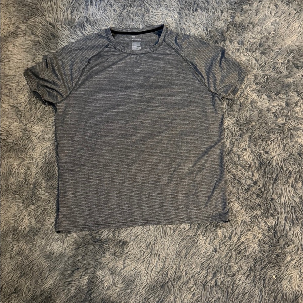 All in Motion Gray Short Sleeve Tee